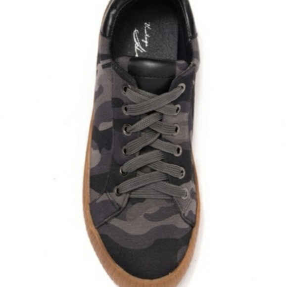 VINTAGE HAVANA Camouflage Sneakers - Picture 2 of 11